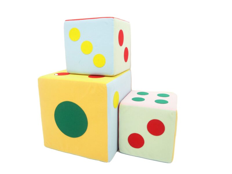 サイコロ　大・中